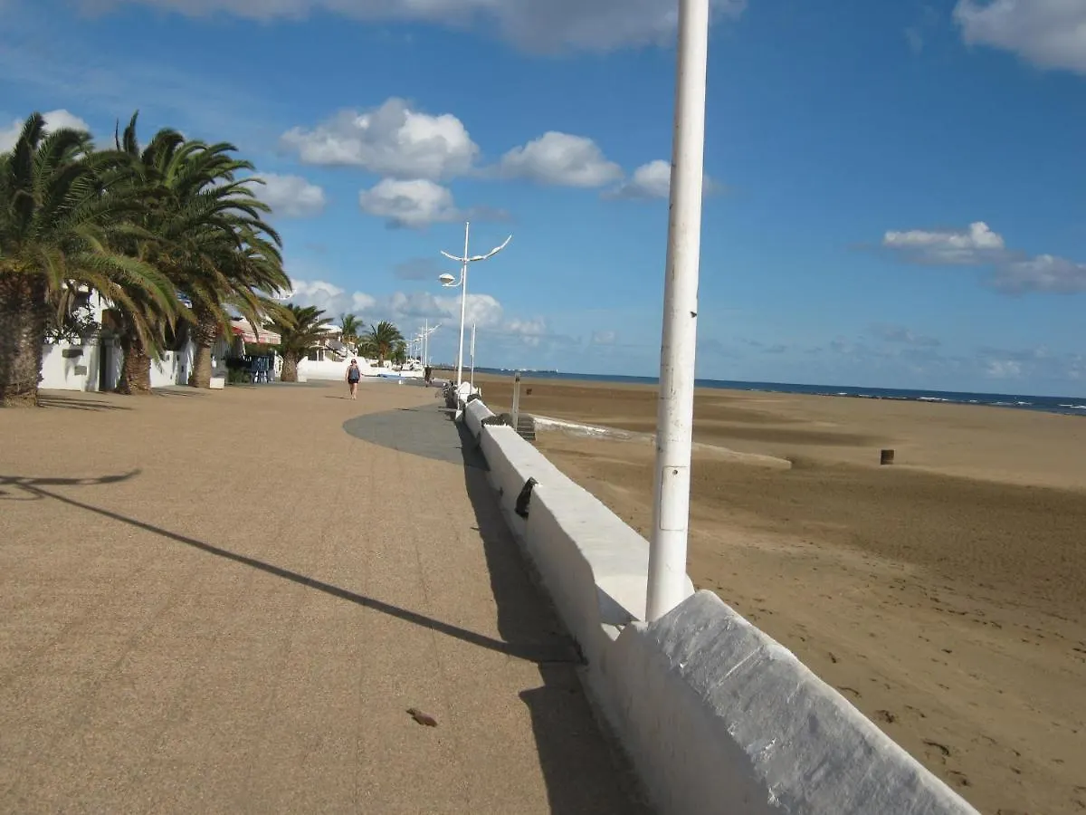 Elena Beach House Lanzarote Playa Honda  Spanien